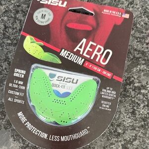Aero Medium Mouthguard - Vibrant Green NEW IN PACKAGE